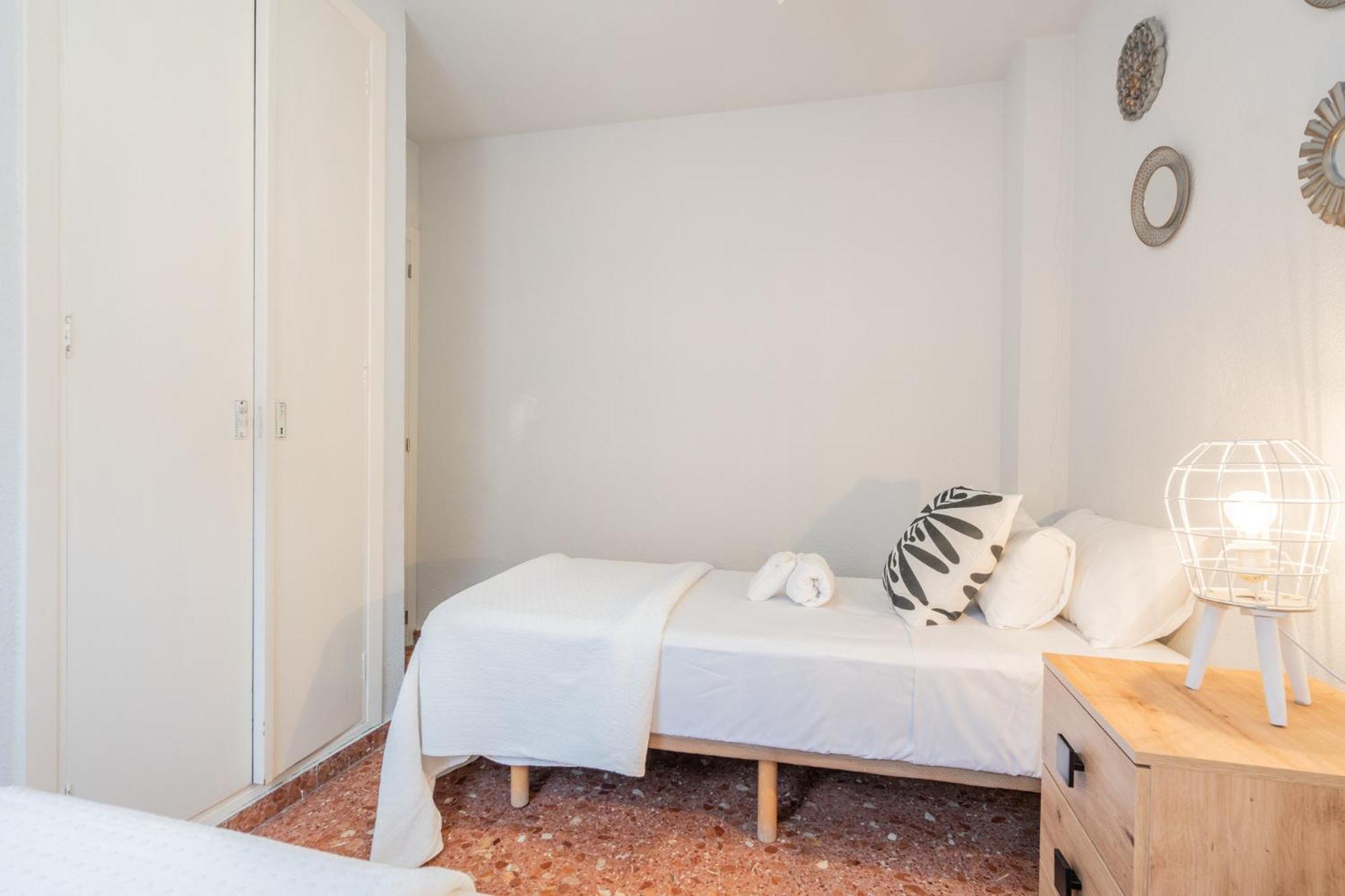 Apartamento Familiar En Avenida Del Puerto Valencia Buitenkant foto