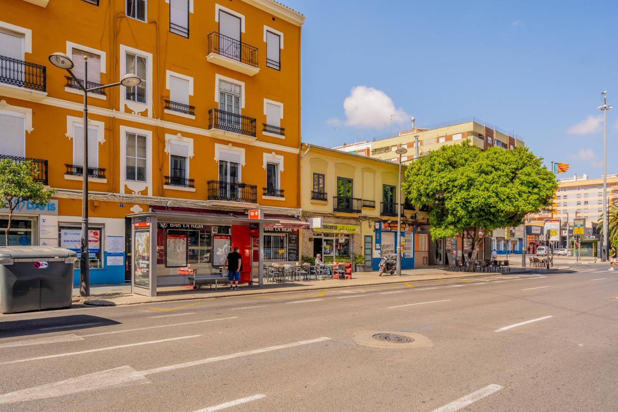 Apartamento Familiar En Avenida Del Puerto Valencia Buitenkant foto