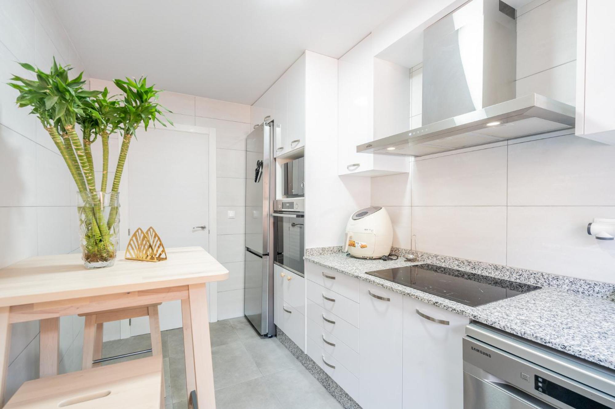 Apartamento Familiar En Avenida Del Puerto Valencia Buitenkant foto