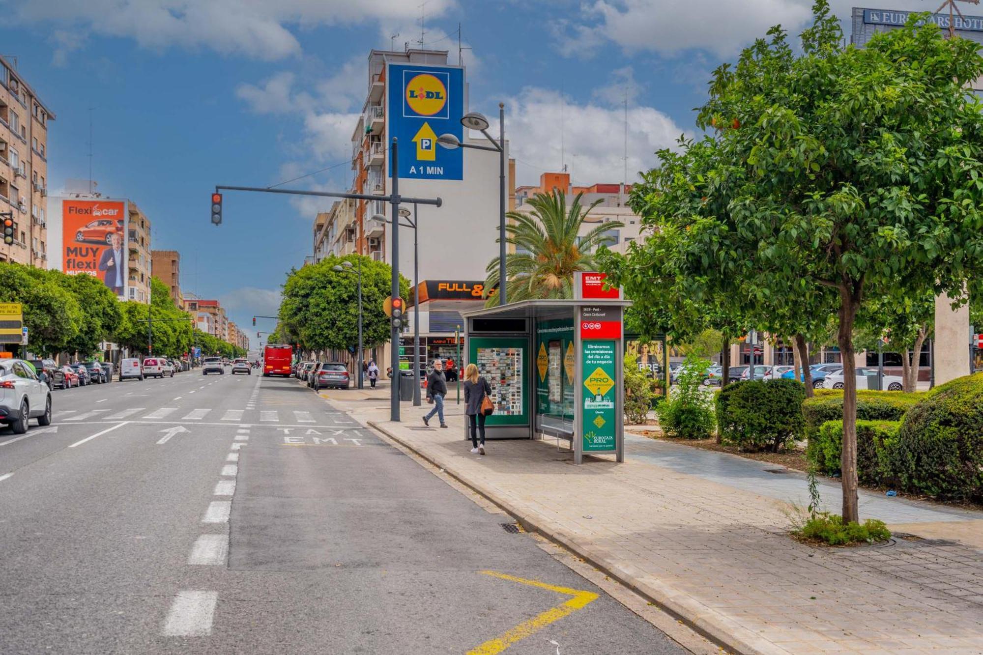 Apartamento Familiar En Avenida Del Puerto Valencia Buitenkant foto