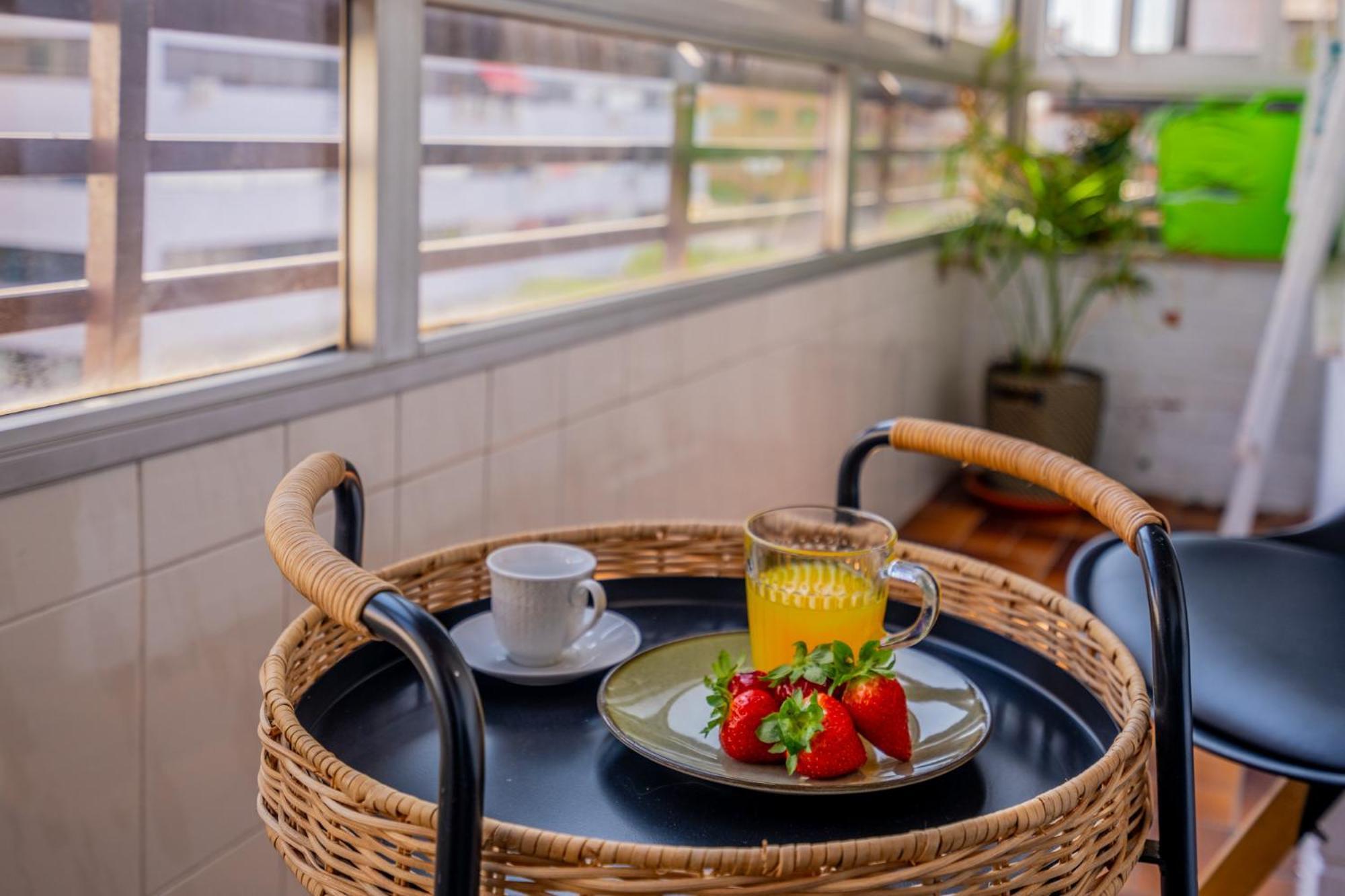 Apartamento Familiar En Avenida Del Puerto Valencia Buitenkant foto