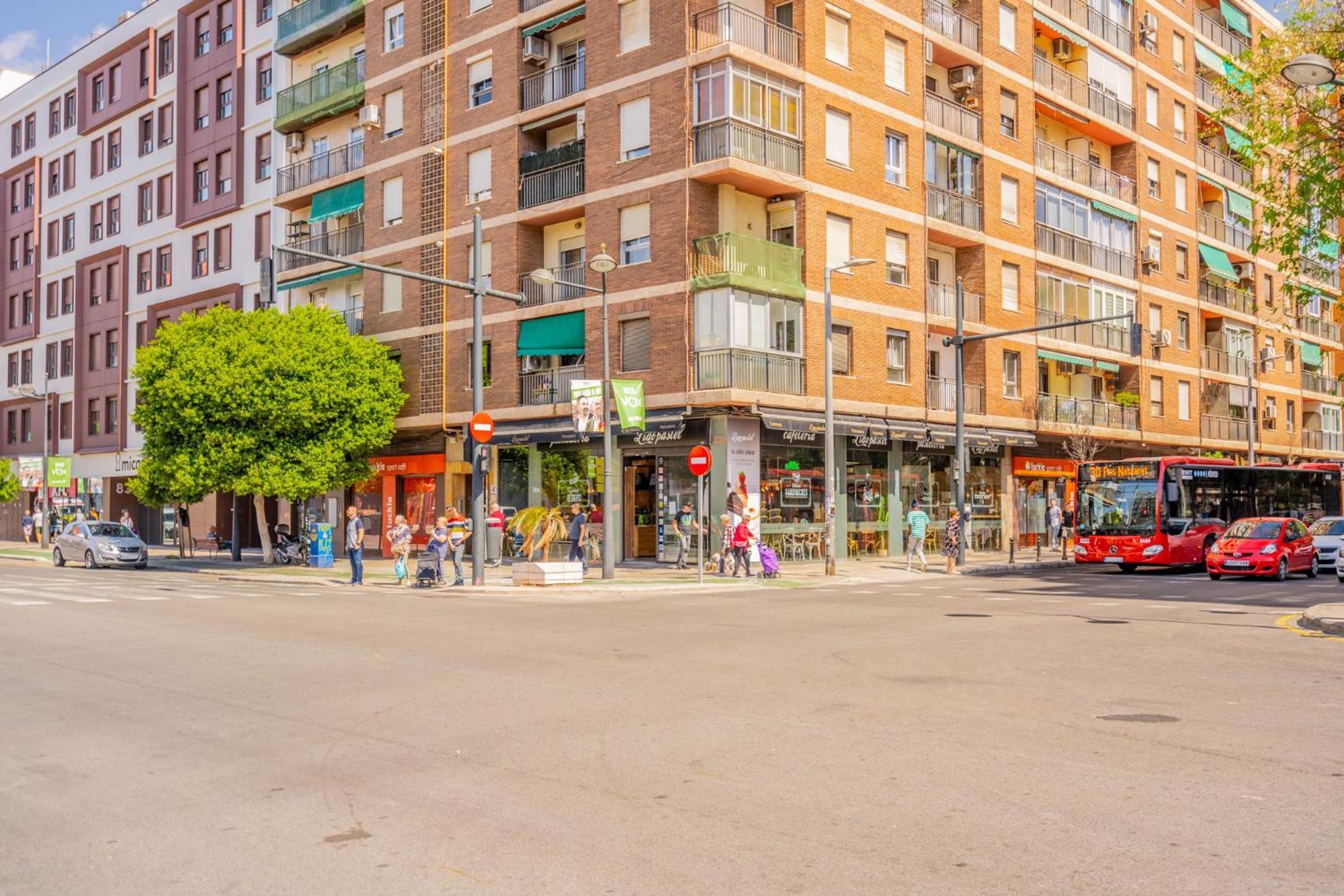 Apartamento Familiar En Avenida Del Puerto Valencia Buitenkant foto